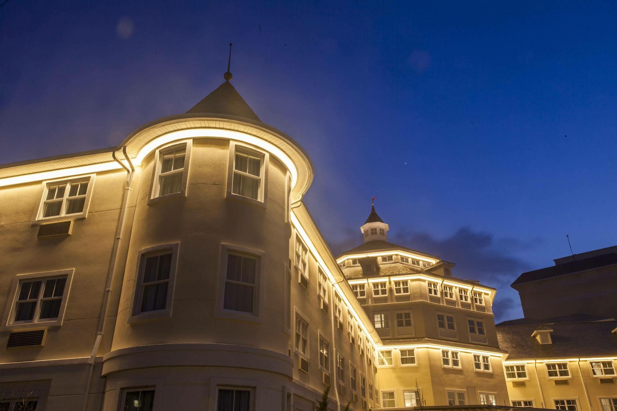 Cedar Point Hotel Breakers Sandusky Buitenkant foto